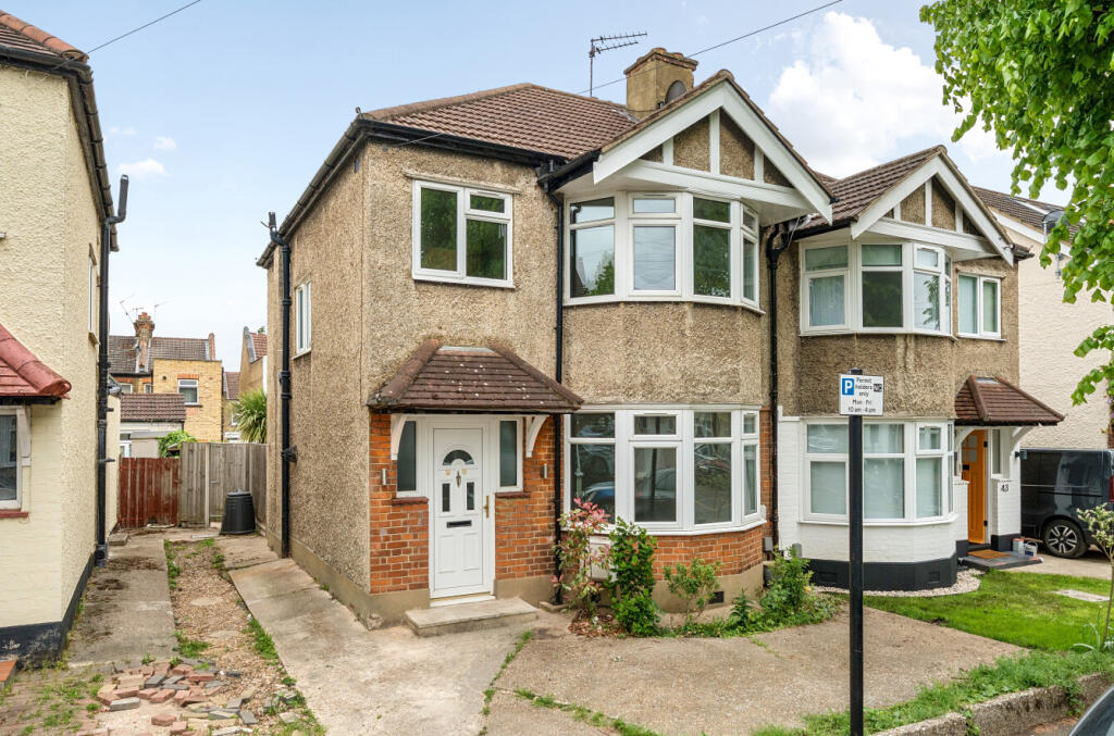 Main image of property: Queens Grove Road, London