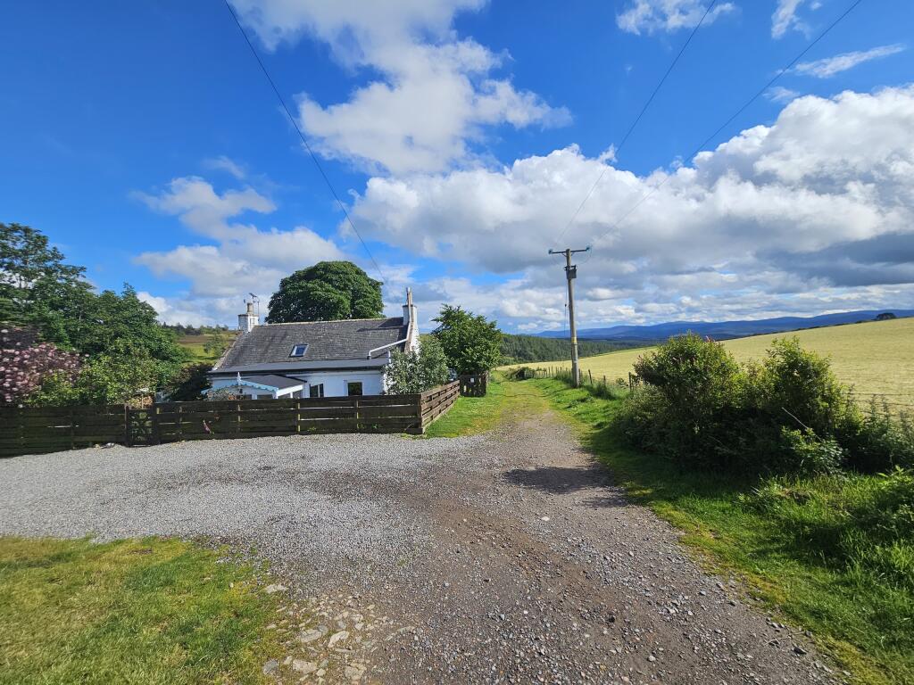Additional property image - Lumphanan, Banchory, Aberdeenshire