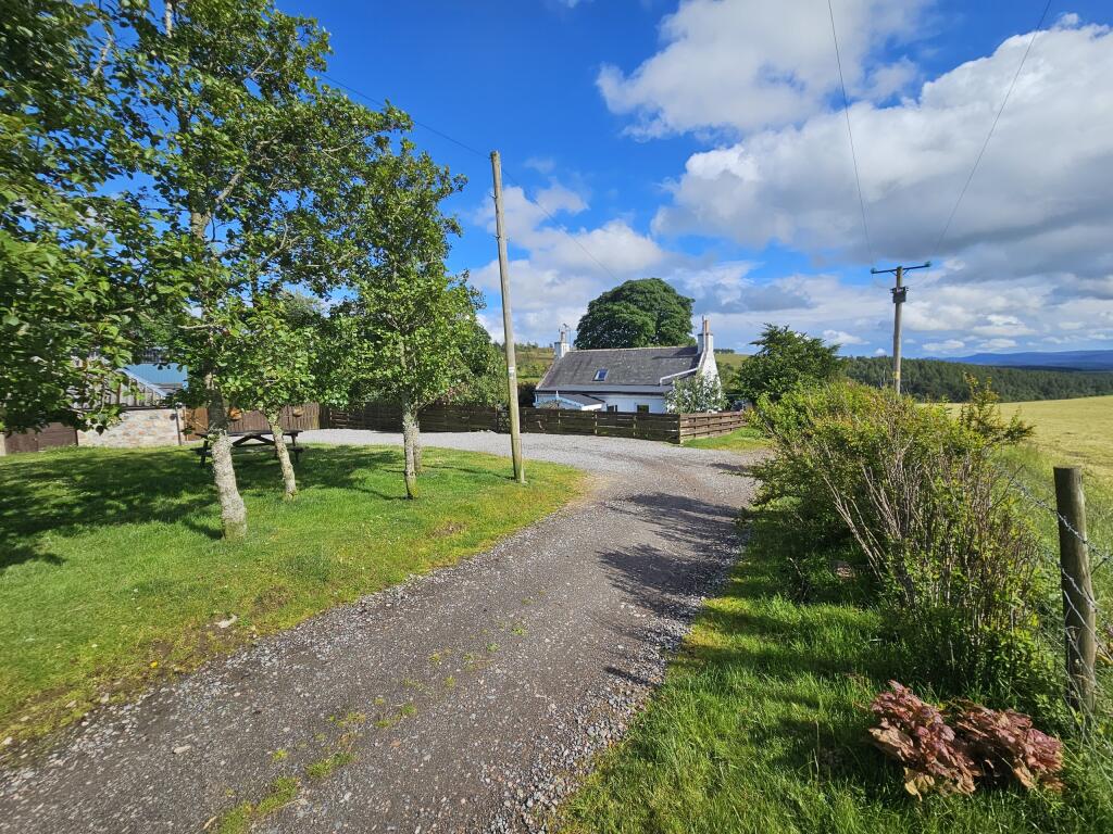 Additional property image - Lumphanan, Banchory, Aberdeenshire
