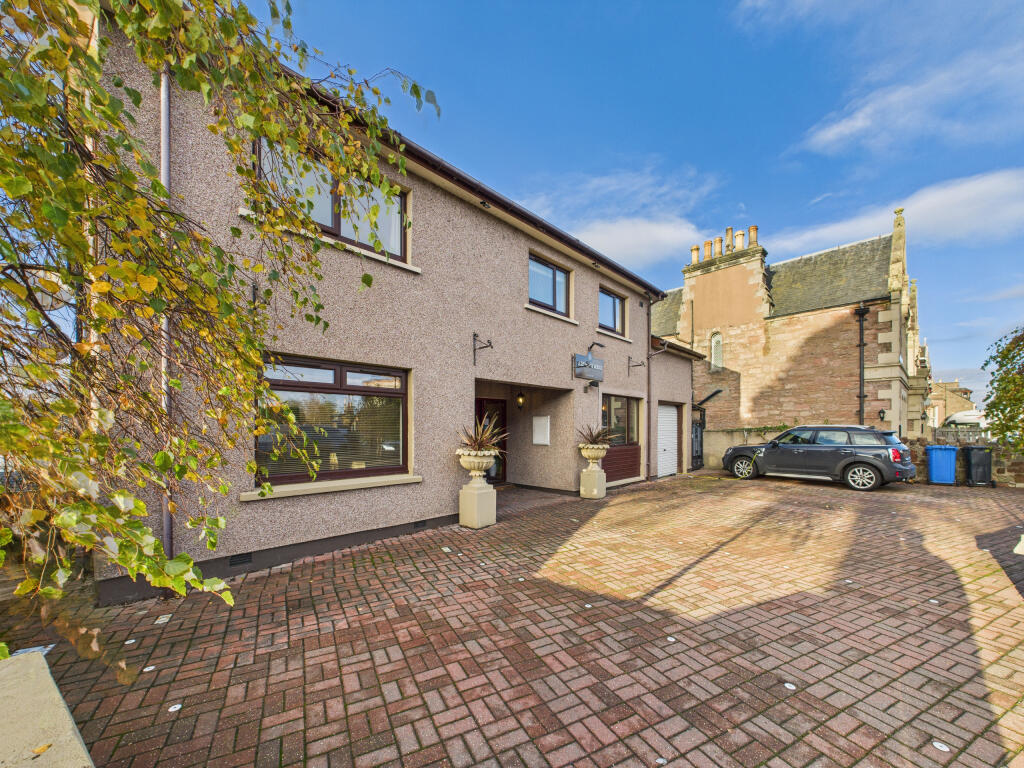 Main image of property: Ardentorrie Guest House, 2 Gordon Terrace, Inverness, Inverness-Shire