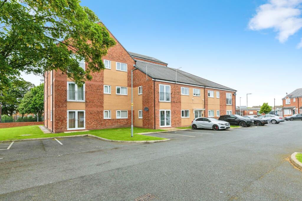 2 bedroom apartment for sale in Langdale Gardens, Blackpool, Lancashire