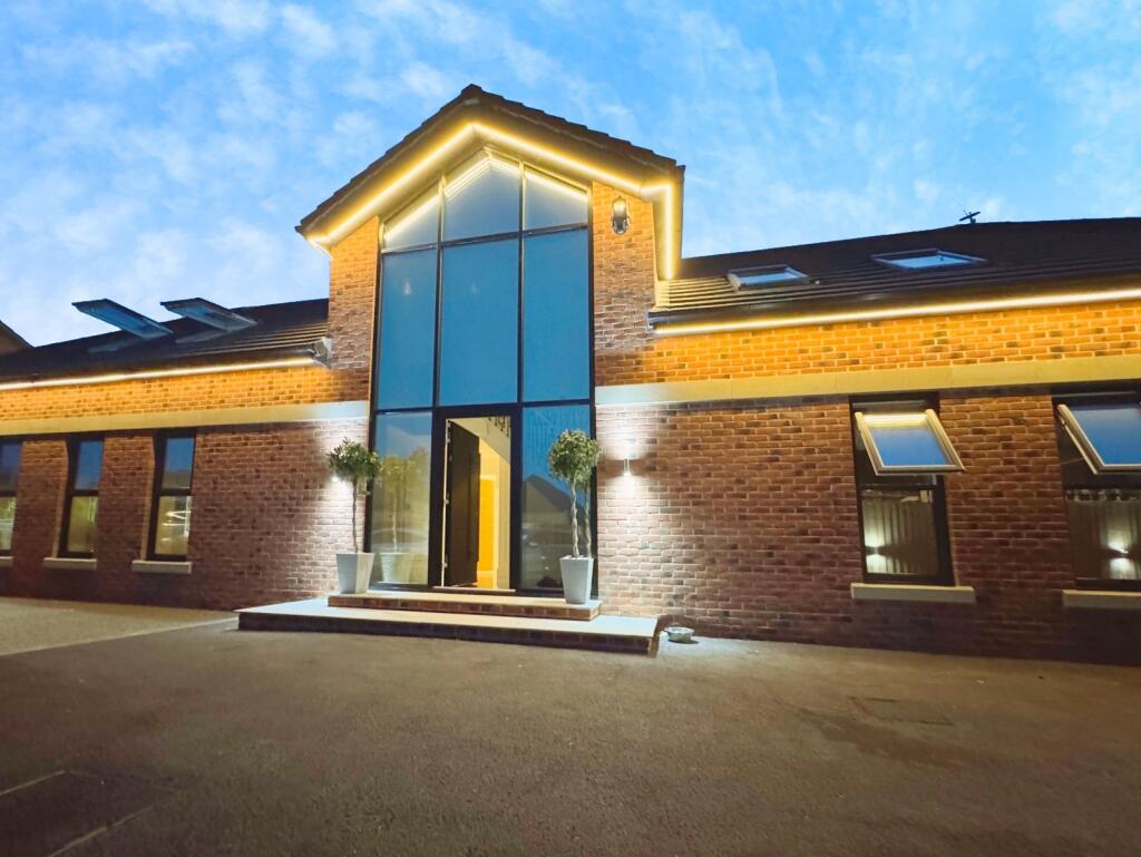 Main image of property: Common Edge Road, Blackpool, Lancashire, FY4