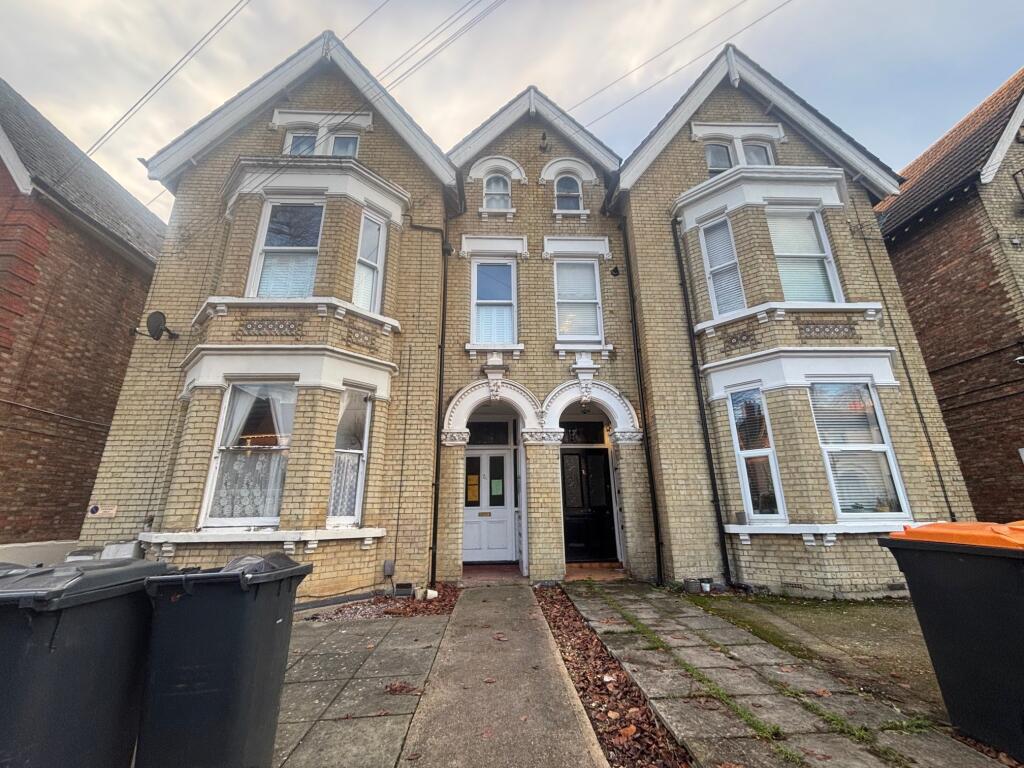 Main image of property: Chaucer Road, MK40