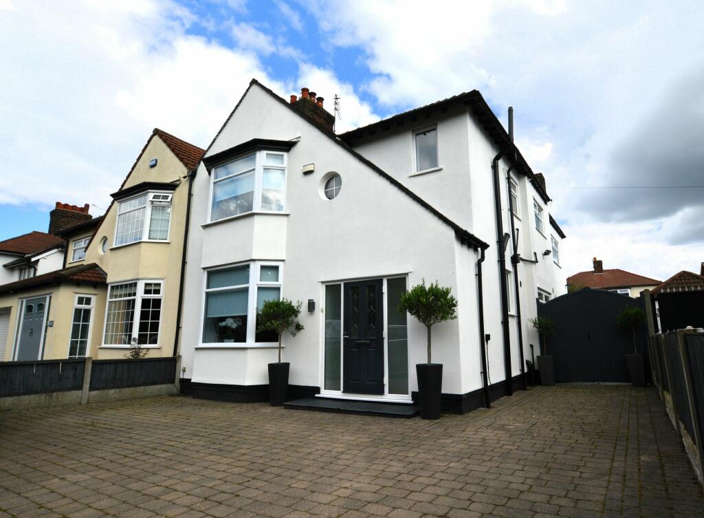 Main image of property: Queens Drive