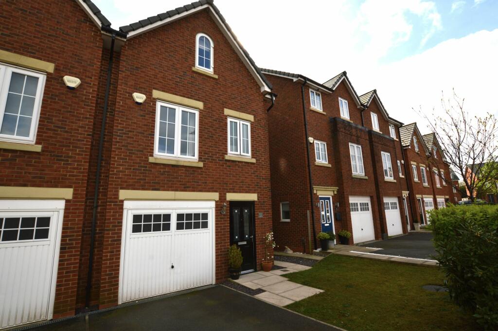 3 bedroom semidetached house for sale in Sandfield Crescent, Prescot, L35