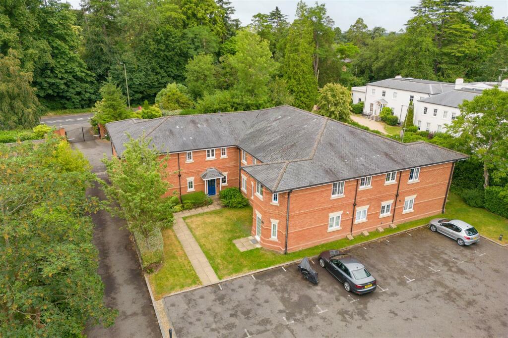 2 bedroom apartment for sale in The Garden House, Sunningdale, SL5