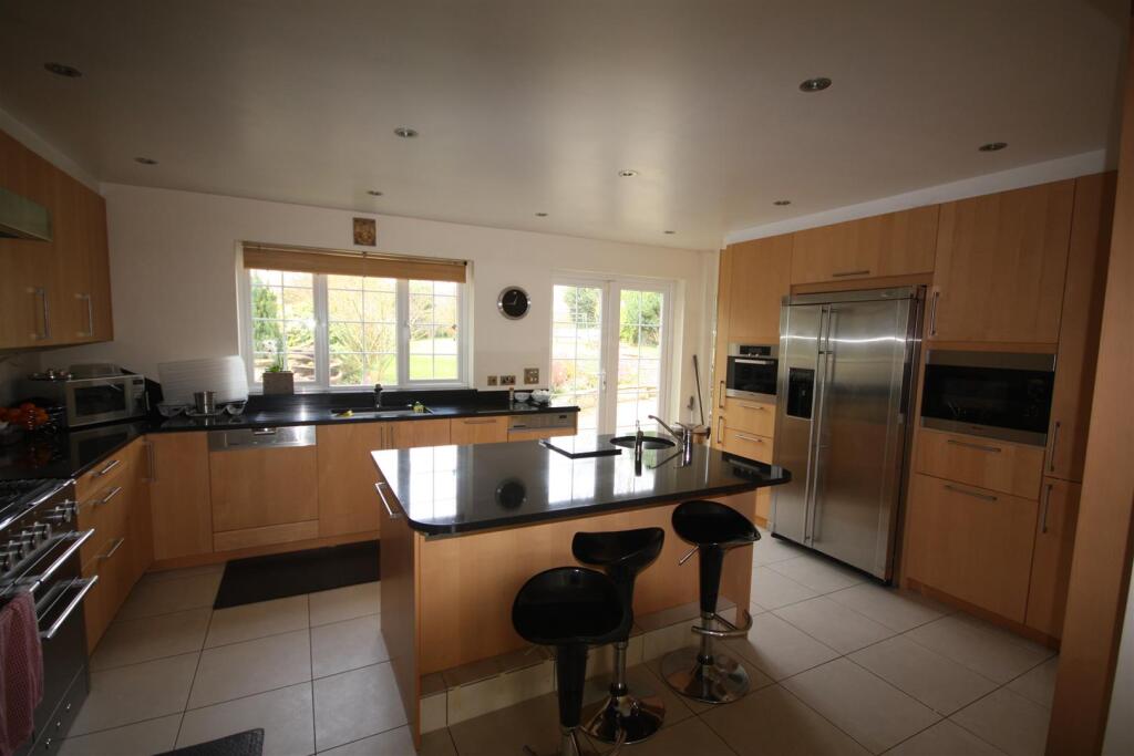Main image of property: Kitchener Rd, Amesbury