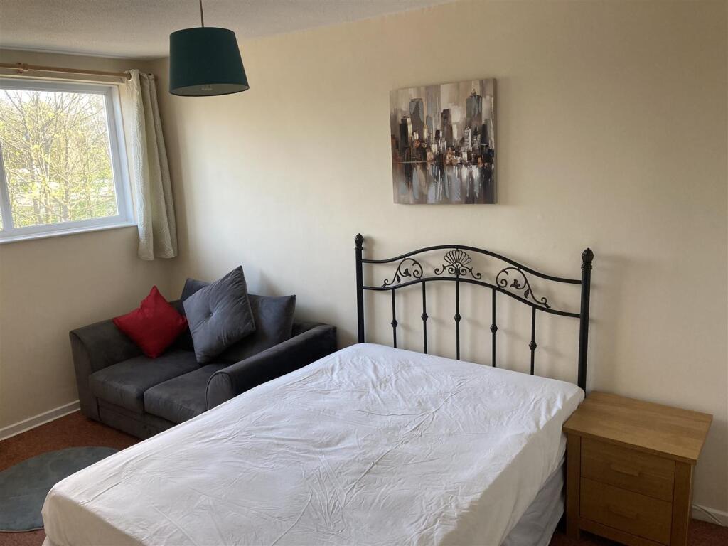 Main image of property: 14 Tintagel Close