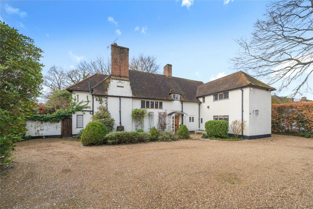 5 bedroom detached house for sale in Westcar Lane, Hersham, Surrey, KT12