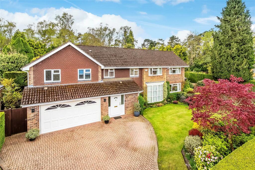 5 bedroom detached house for sale in Kingswood Firs, Grayshott, Surrey