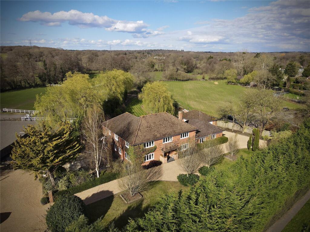 Main image of property: Bagshot Road, West End, Woking, Surrey, GU24