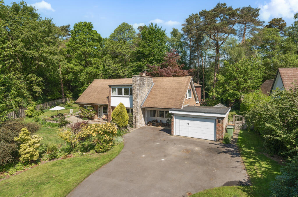 Main image of property: Kingswood Firs, Grayshott, Hindhead, Hampshire, GU26