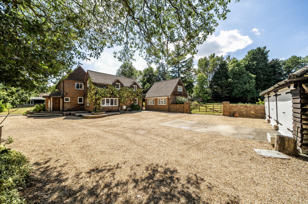 Main image of property: Horsham Road, Grafham, Bramley, Guildford, GU5