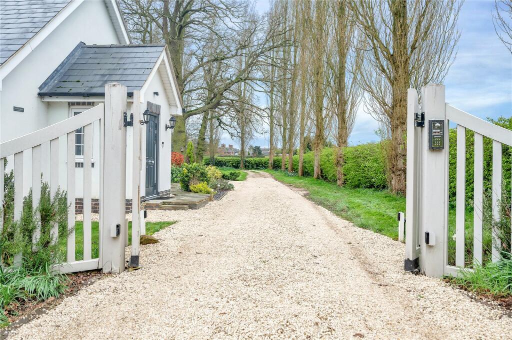 Additional property image - Newton Lodge, Newton Regis, Tamworth