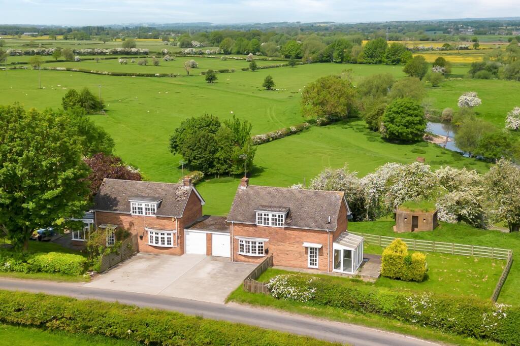 Main image of property: 1 Fauld Hall Cottages, Fauld, Tutbury