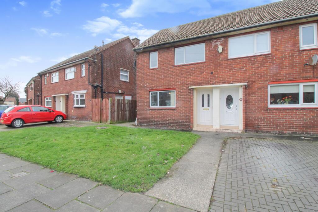 Main image of property: Hortondale Grove, Blyth, NE24