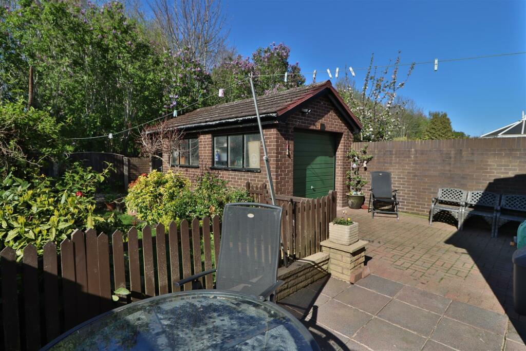 3 bedroom semidetached house for sale in Brownhill Drive, Padgate