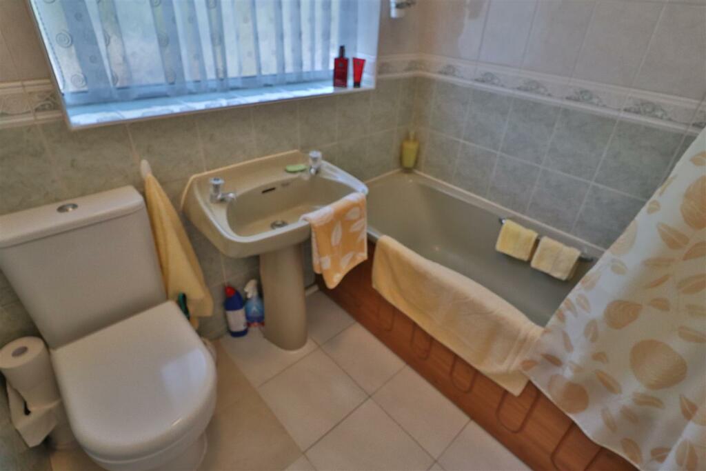 3 bedroom semidetached house for sale in Brownhill Drive, Padgate