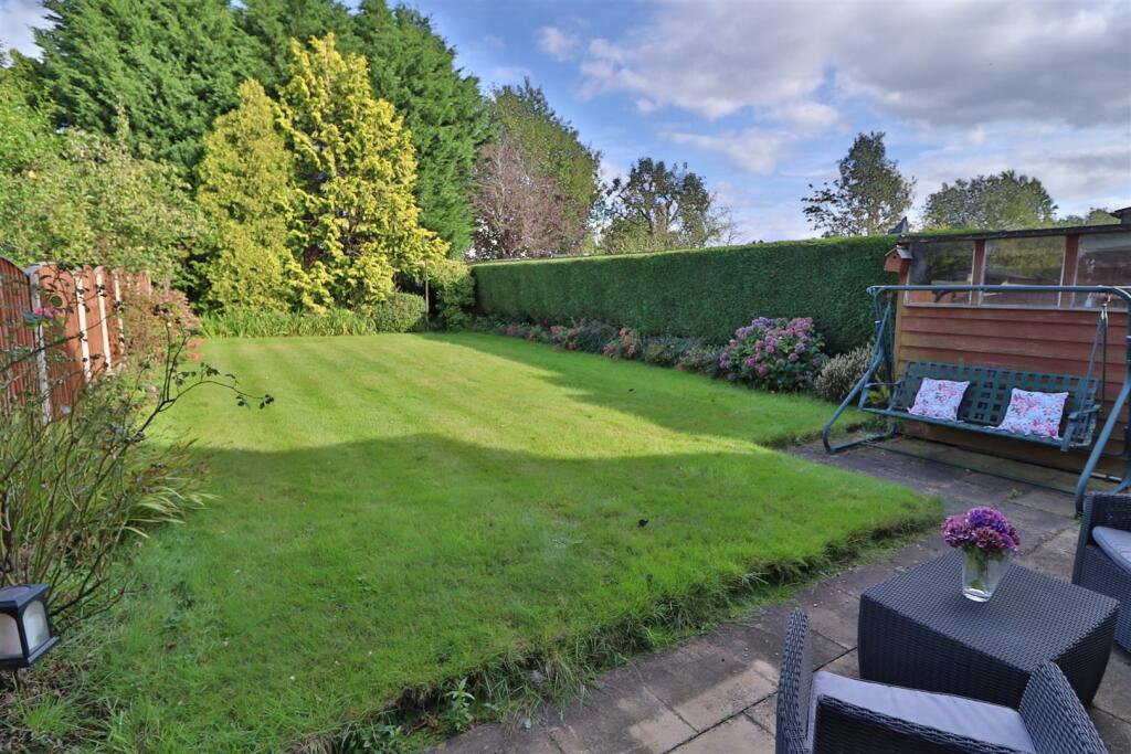 4 bedroom semidetached house for sale in Hood Lane South, Great Sankey, Warrington, WA5