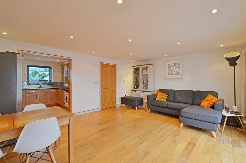 3 bedroom semidetached house for sale in Dobbs Lane, Truro, TR1