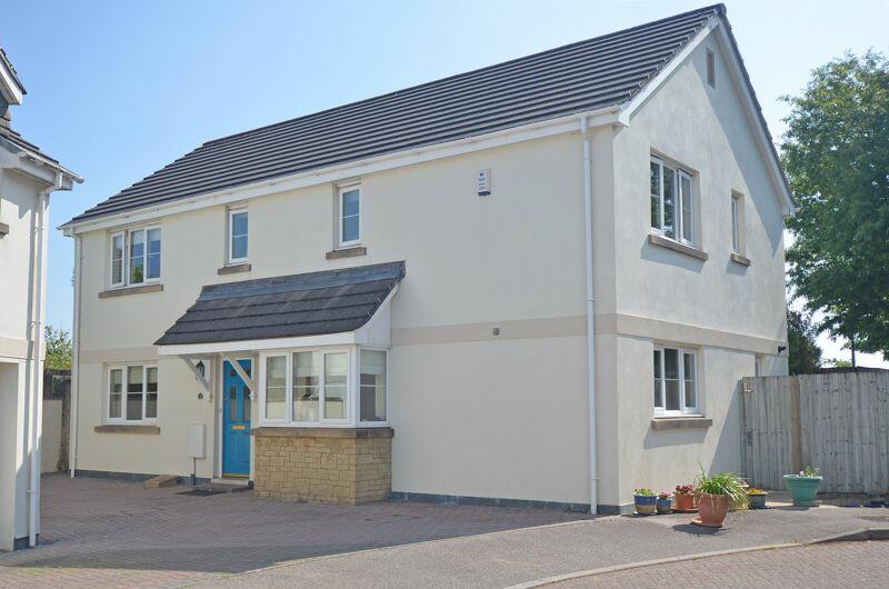 4 bedroom detached house for sale in The Links, Falmouth Few minutes