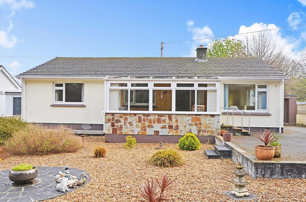 Main image of property: Roselyon Place, Par, PL24