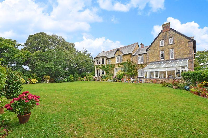 2 bedroom apartment for sale in Barrack Lane, Truro, TR1