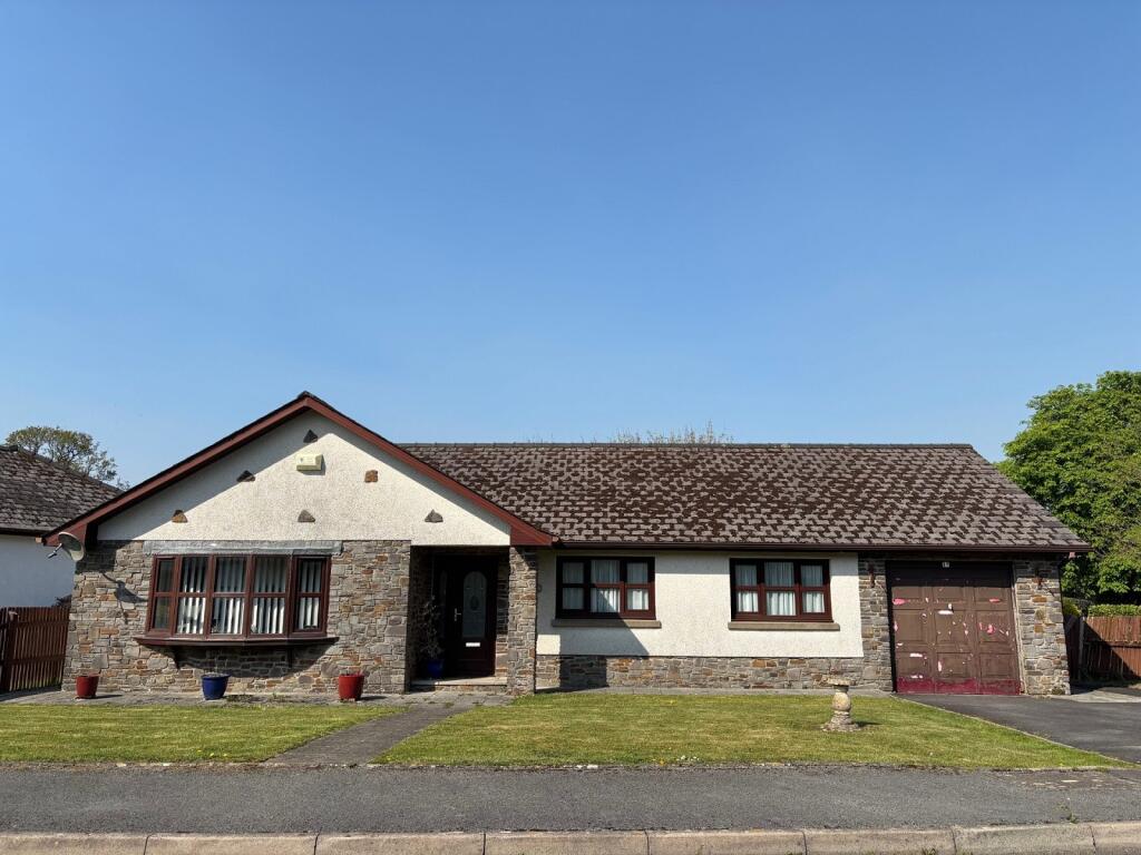Main image of property: Parc Cawdor, Ffairfach, Llandeilo, Carmarthenshire.