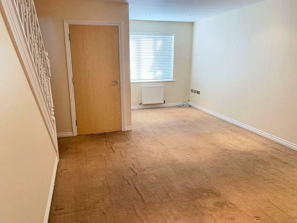 Additional property image - Avian Avenue, Frogmore, AL2