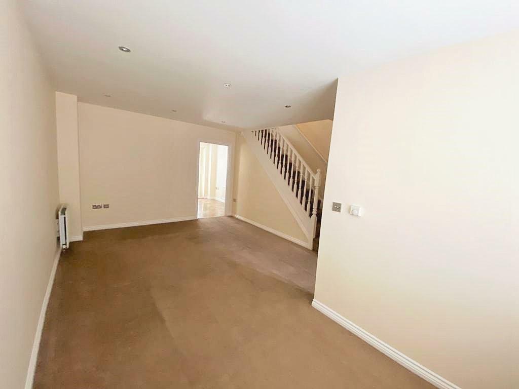 Additional property image - Avian Avenue, Frogmore, AL2
