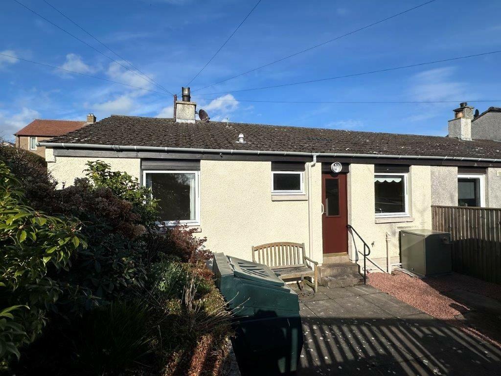 1 bedroom semidetached bungalow for sale in Braeside Road, Town