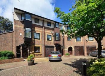 Main image of property: Barnfield Place, London, E14