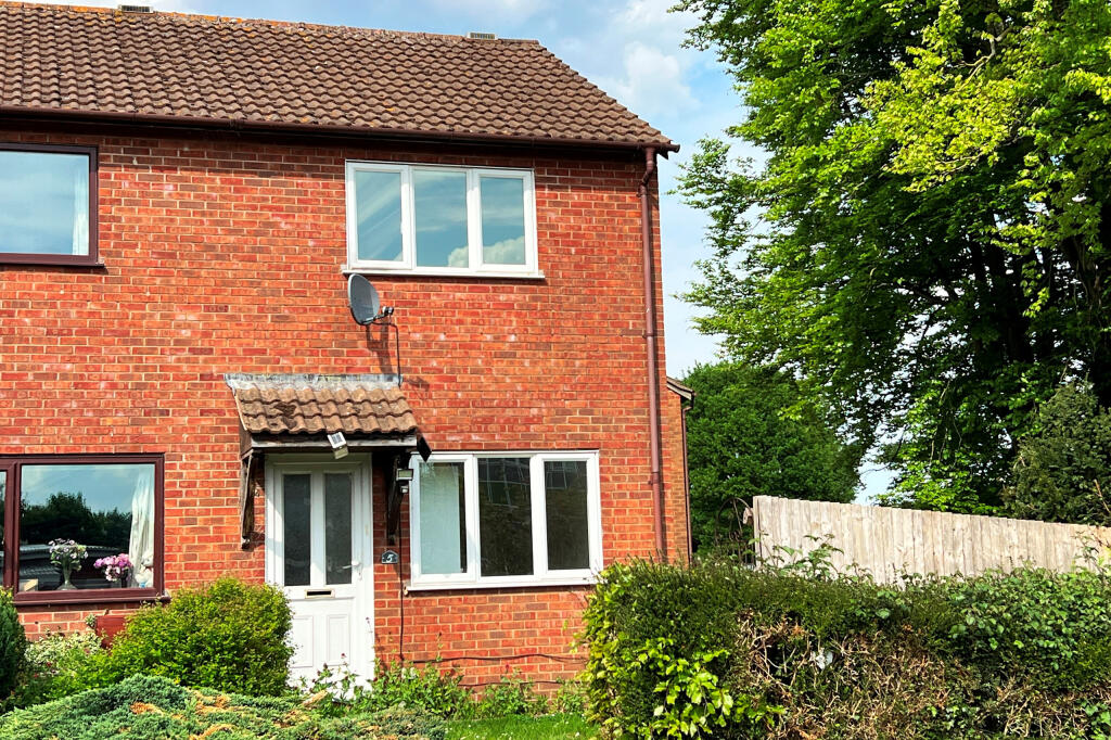 Main image of property: Tything Mews, Newent