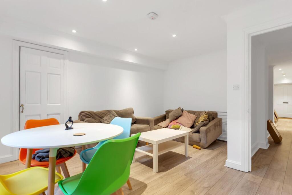 Main image of property: Gloucester Place, London