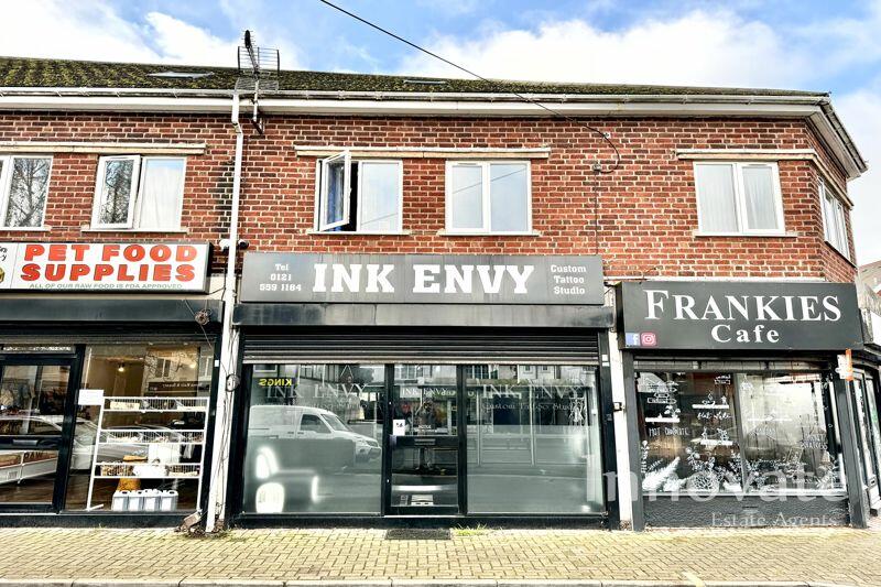 Commercial property for rent in Long Lane, Halesowen, B62