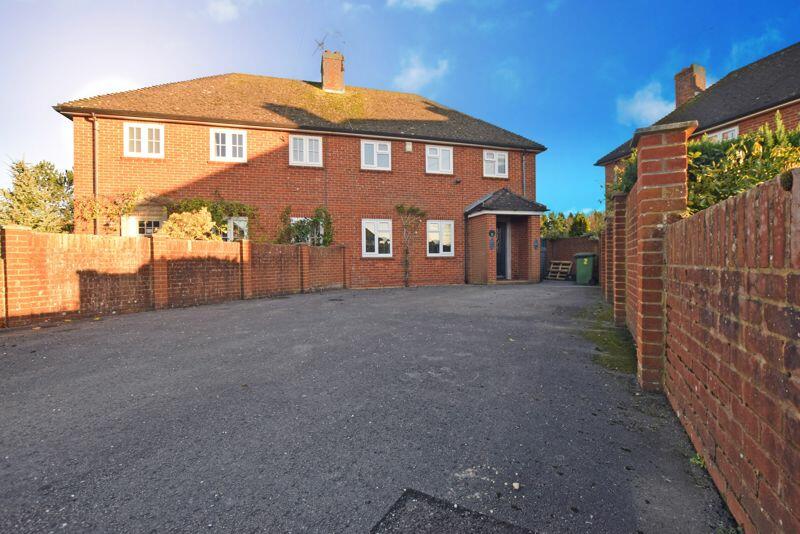 3 bedroom semidetached house for sale in Binsted village, GU34