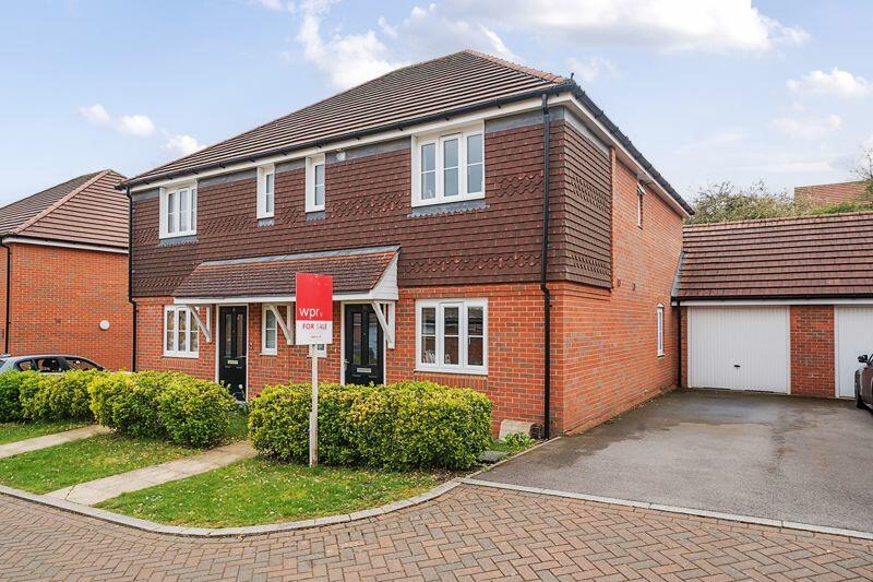 3 bedroom semidetached house for sale in Motley Gardens, Alton, GU34