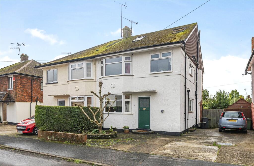 4 bedroom semi-detached house