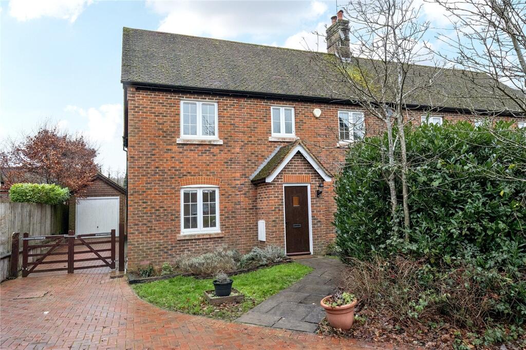 Main image of property: Friars Oak, Medstead, Alton, Hampshire, GU34