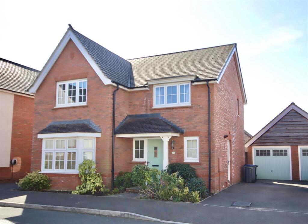Main image of property: Comet Crescent, Calne