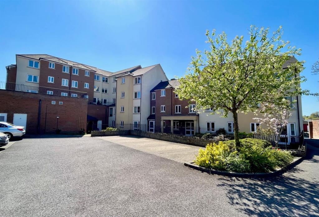 Main image of property: Castle Lodge, Gladstone Road, Chippenham