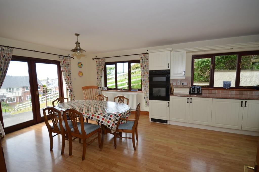 4 bedroom detached house for sale in Felin Y Mor, Aberystwyth, SY23