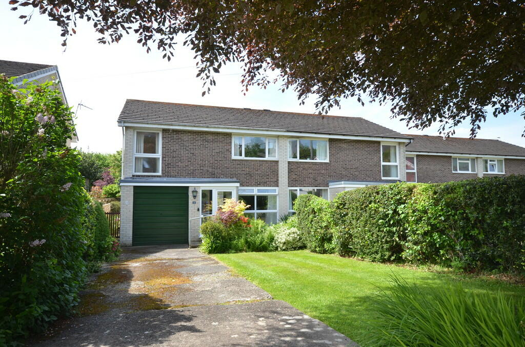3 bedroom semidetached house for sale in Llanbadarn Fawr, Aberystwyth