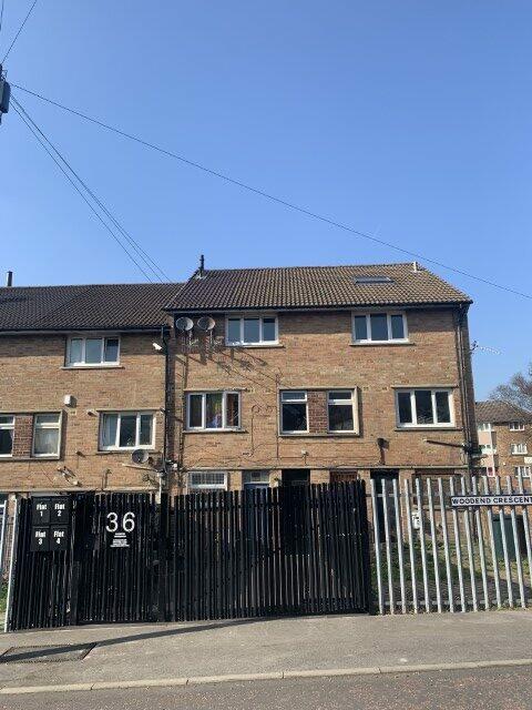 Main image of property: 36 Woodend Crescent, Windhill, Shipley, BD18 2NX