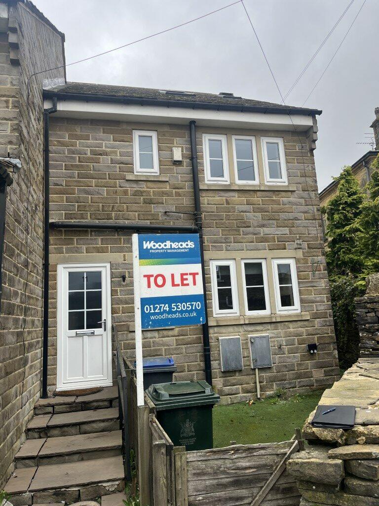 Main image of property: 11 Nelson Street, Queensbury, Bradford, BD13 2PU