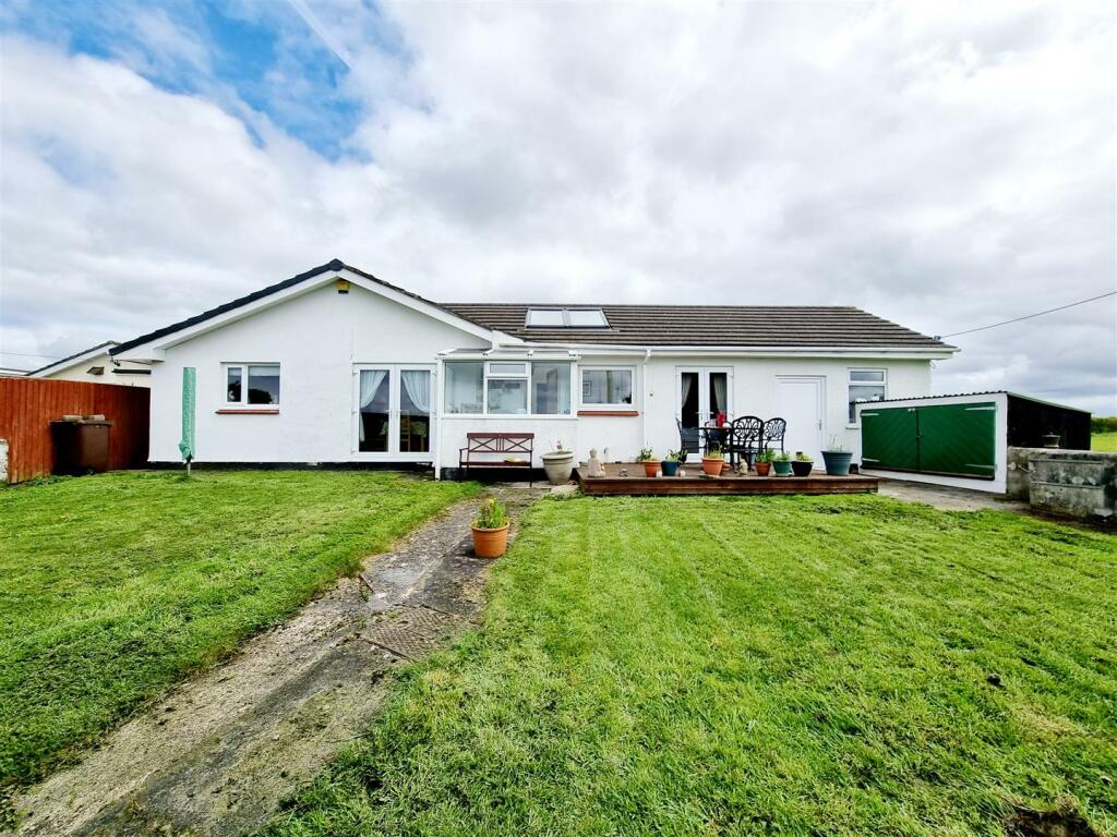 3 bedroom detached bungalow for sale in Trematon, Saltash, PL12