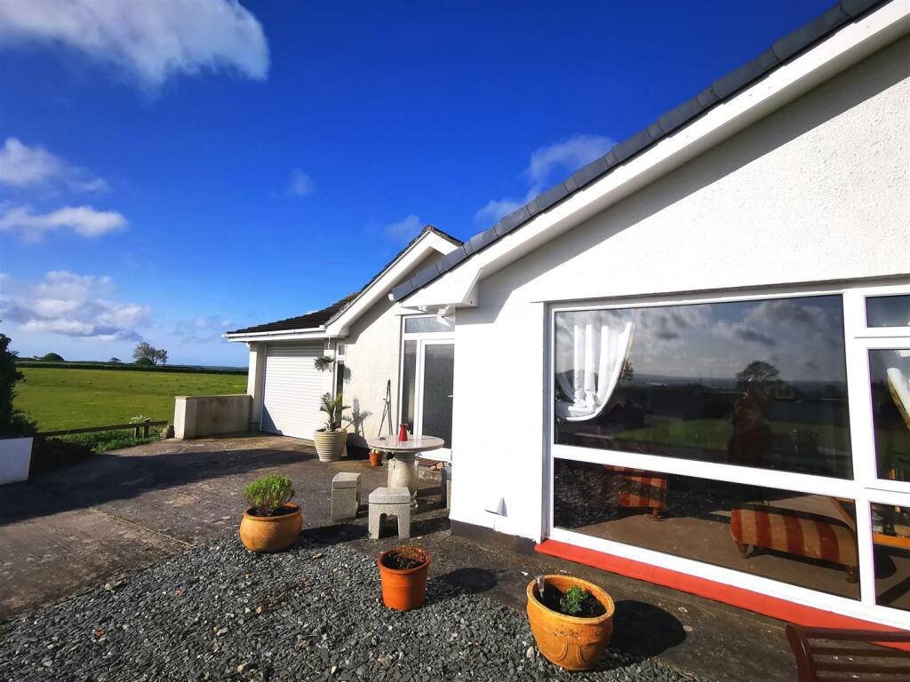 3 bedroom detached bungalow for sale in Trematon, Saltash, PL12