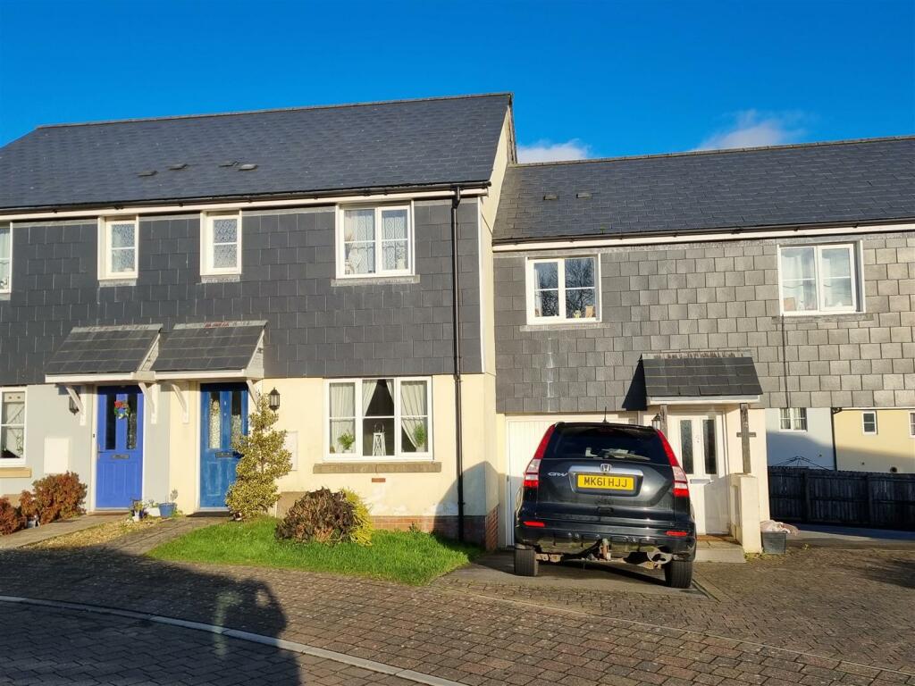 3 bedroom house for sale in Haye Common Drive, Launceston, PL15