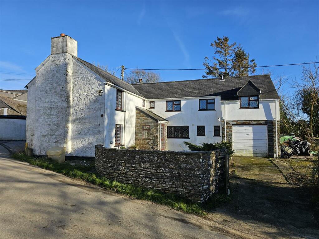 3 bedroom cottage for sale in Trebullett, Launceston, PL15
