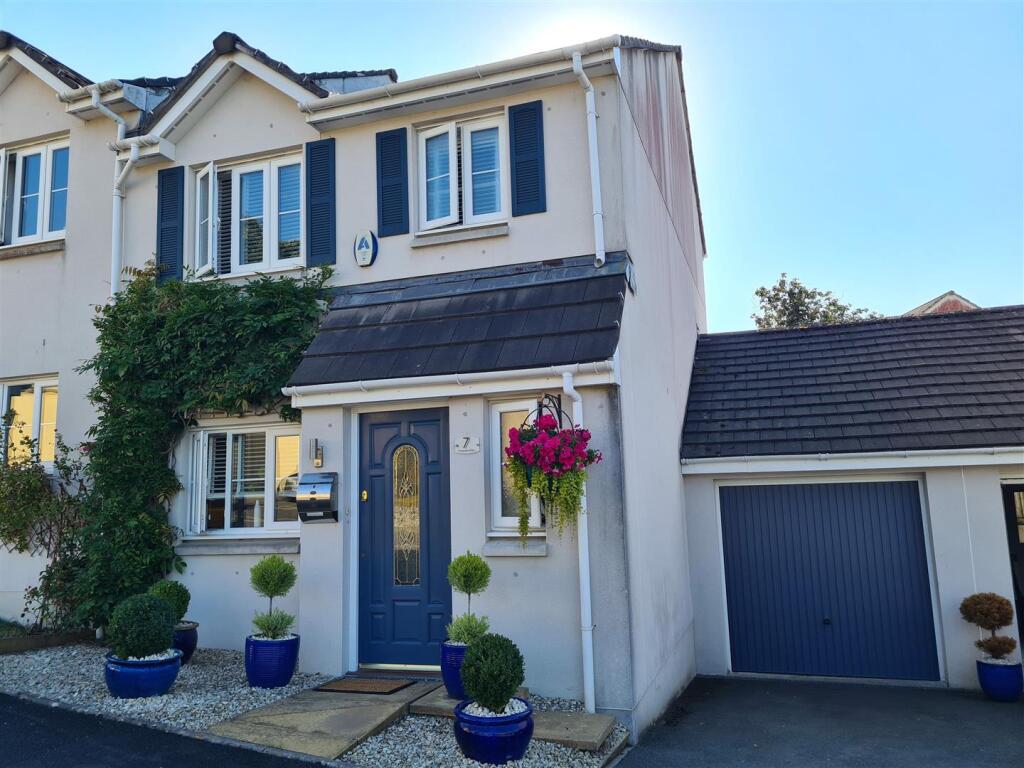 Main image of property: Park Wood Rise, Lifton